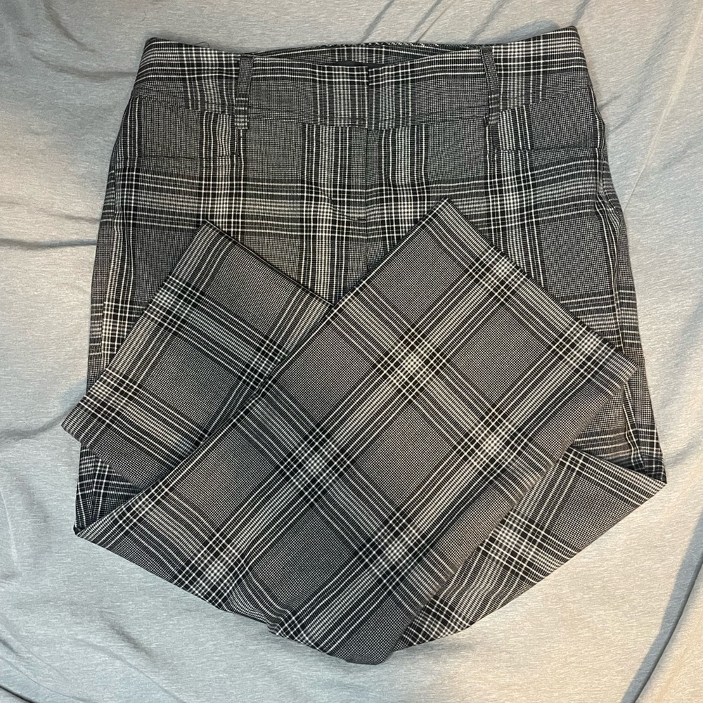 EXPRESS DESIGN STUDIO Business Capri Slacks